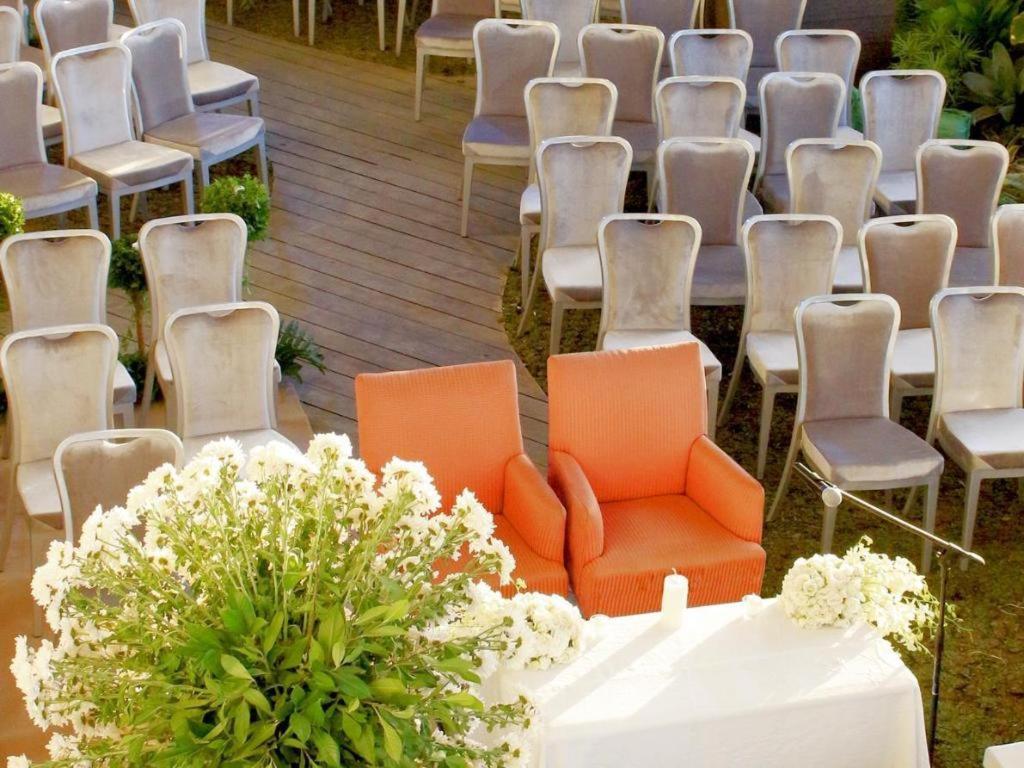 Hive Hotel Кесон-Сити Экстерьер фото