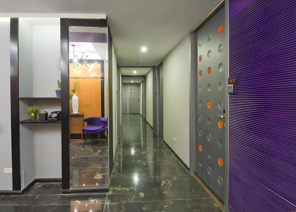 Hive Hotel Кесон-Сити Экстерьер фото